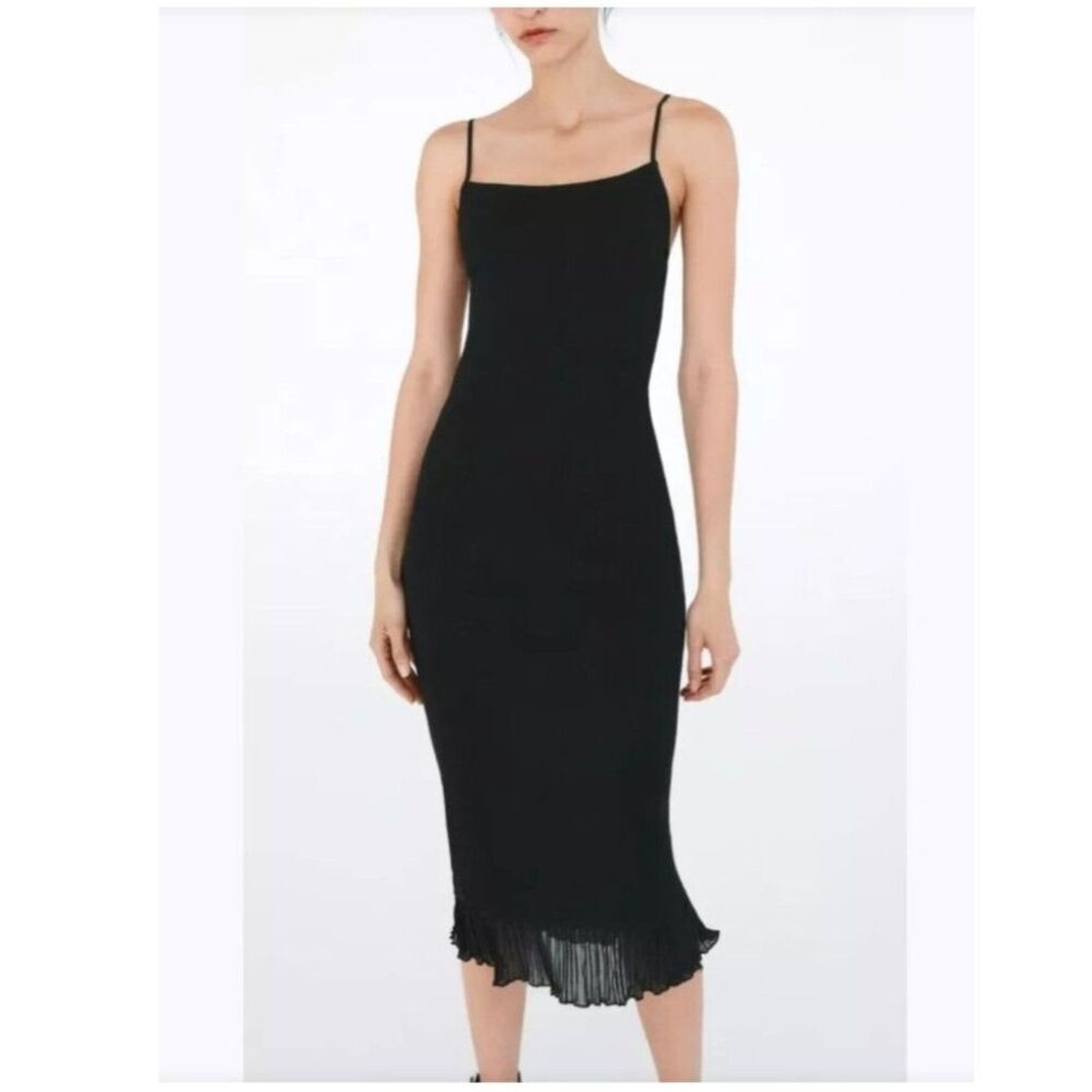 Zara Black Ribbed Stretch Cami Maxi Dress Size M Pleated Hem